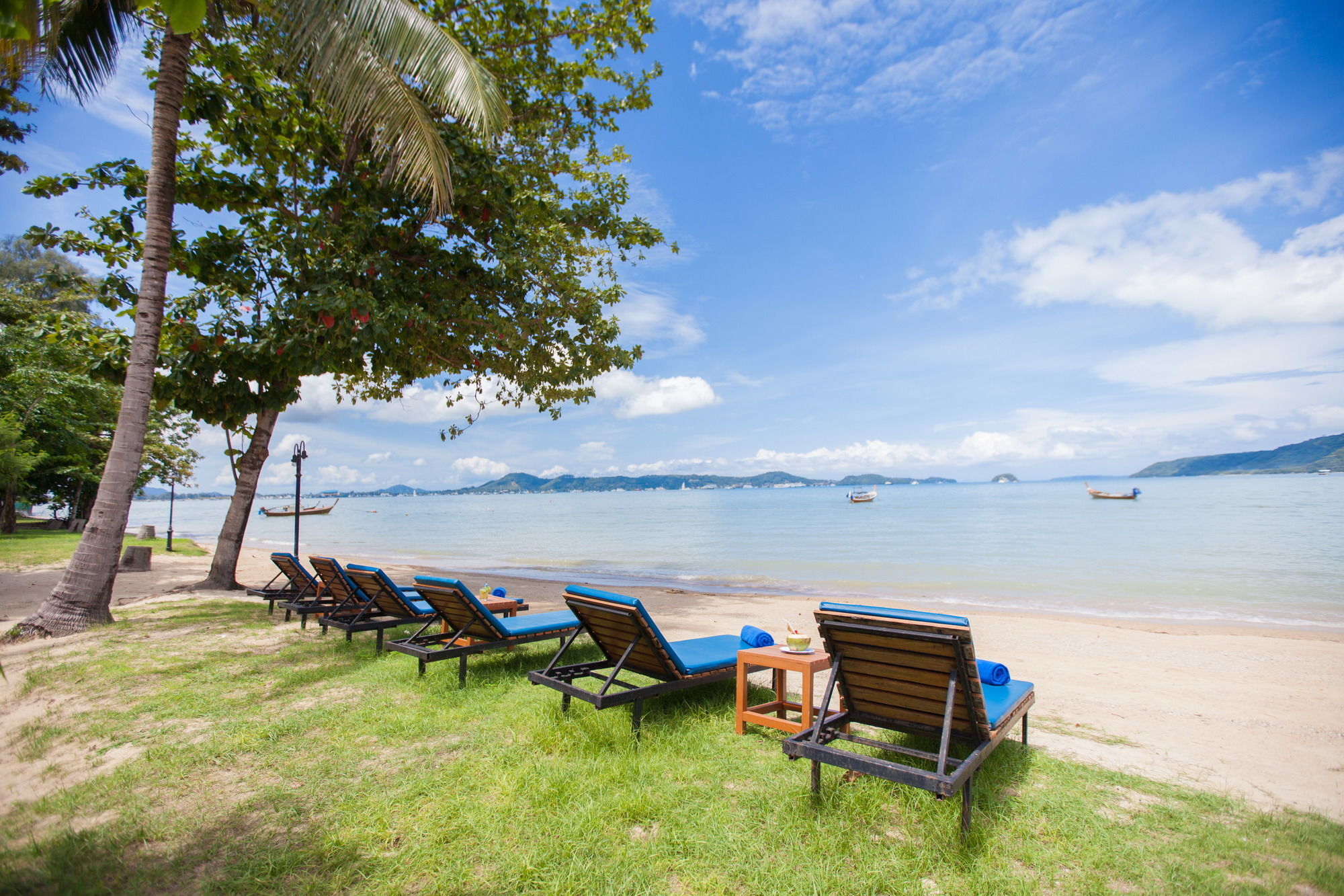 Chalong Beach Hotel Phuket Rawai Exteriér fotografie